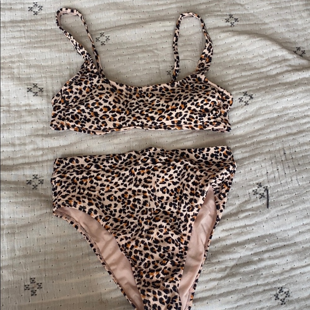 High waisted leopard bikini set